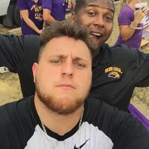 Meet your Posher, Cole